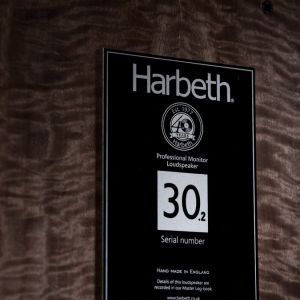 Harbeth M30.2 Anniversaire - Plaque arrière